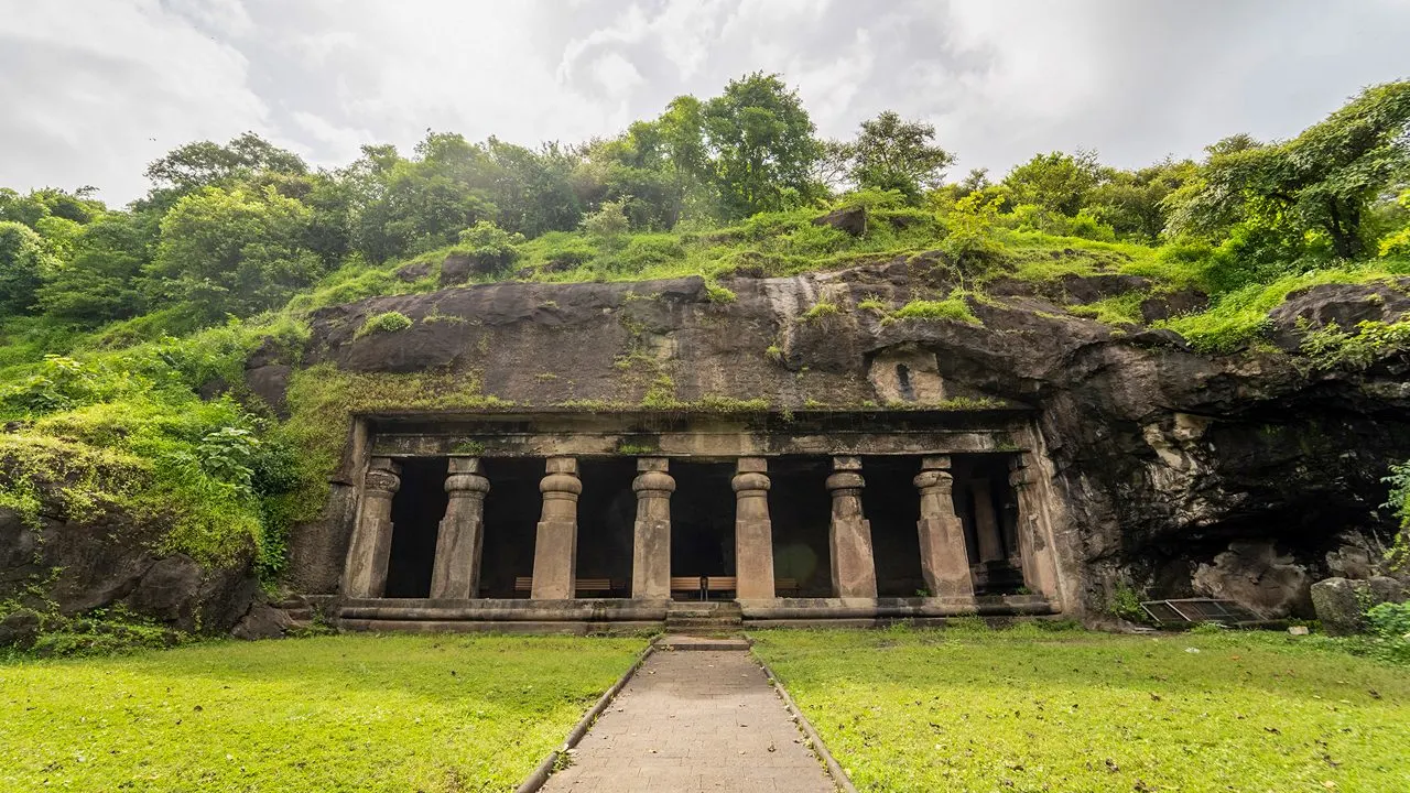 Elephanta Caves UNESCO World Heritage Site, Mumbai